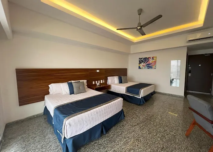 Los Picos Hotel & Suites Bucerias